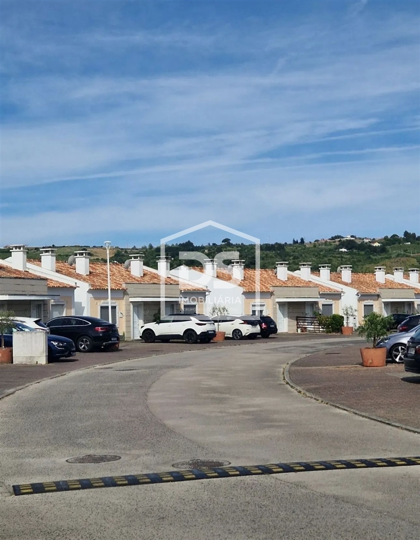 Moradia Geminada T3