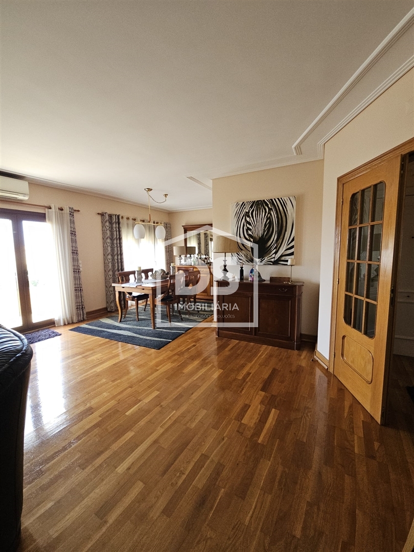 Apartamento T4